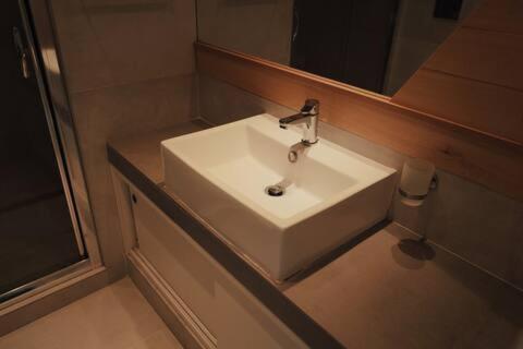 Opera.House Apartment Рим Екстериор снимка
